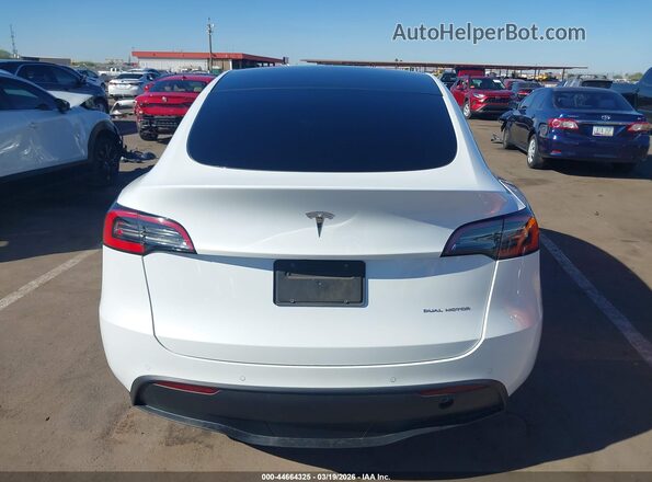 7SAYGAEE4NF351577 2022 TESLA MODEL Y White 