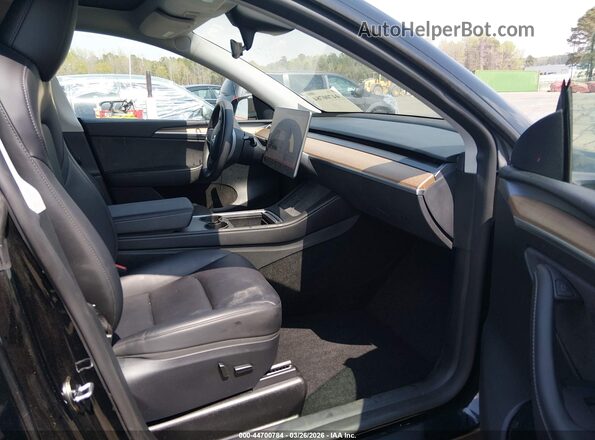 7SAYGAEE4PF759550 2023 TESLA MODEL Y Black წინა სალონის ხედი
