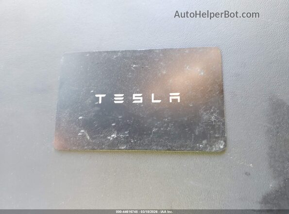 7SAYGAEE4RF104680 2024 TESLA MODEL Y Черный Вид панели приборов