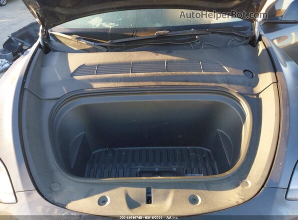 7SAYGAEE4RF104680 2024 TESLA MODEL Y Черный Вид сзади