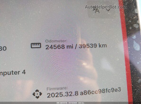 7SAYGAEE4RF104680 2024 TESLA MODEL Y Черный 