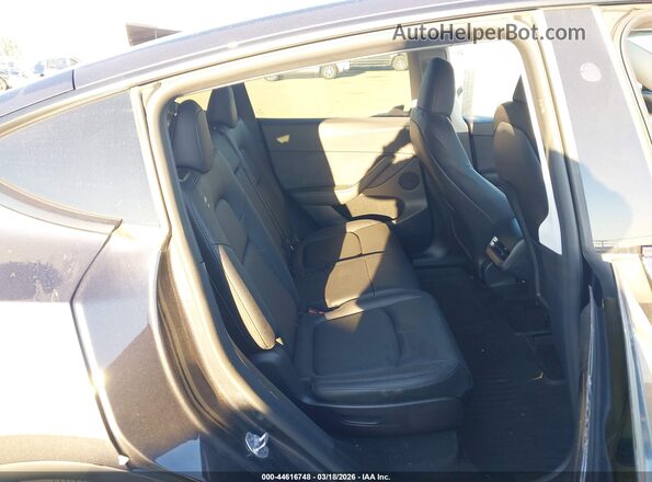 7SAYGAEE4RF104680 2024 TESLA MODEL Y Черный Вид наклейки с VIN-кодом