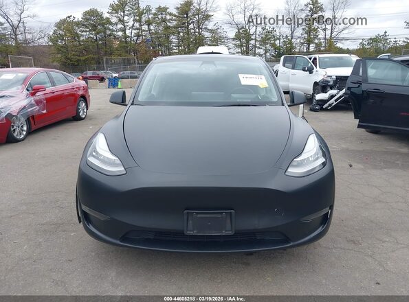 7SAYGAEE6NF389909 2022 TESLA MODEL Y Black ხელსაწყოთა პანელის ხედი