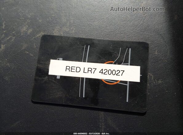 7SAYGAEE8NF420027 2022 TESLA MODEL Y Red Widok deski rozdzielczej