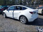 2022 Tesla Model Y Long Range Dual Motor All-wheel Drive Белый vin: 7SAYGAEE8NF518362