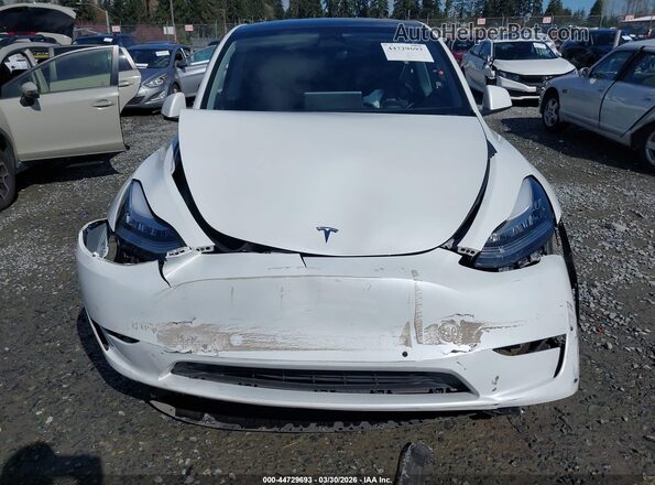 7SAYGAEE8NF518362 2022 TESLA MODEL Y Белый Вид спереди