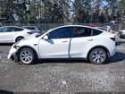 2022 Tesla Model Y Long Range Dual Motor All-wheel Drive Белый vin: 7SAYGAEE8NF518362