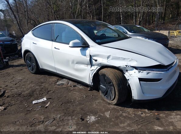 7SAYGDED0TA439836 2026 TESLA MODEL Y White Przód prawy