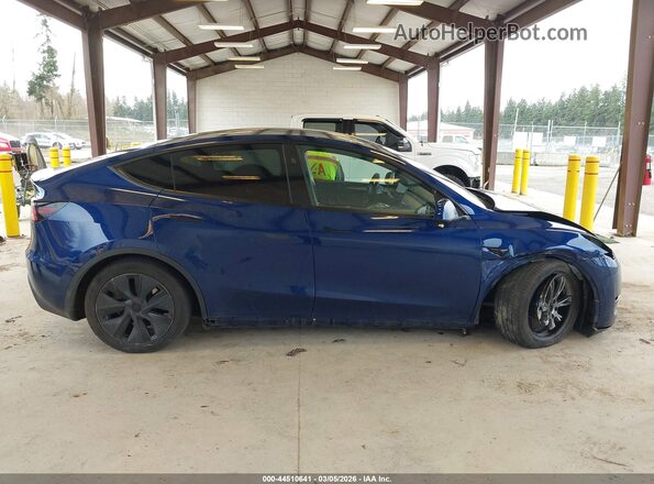 7SAYGDED2RF181069 2024 TESLA MODEL Y Dark Blue Vista interior de 360 grados