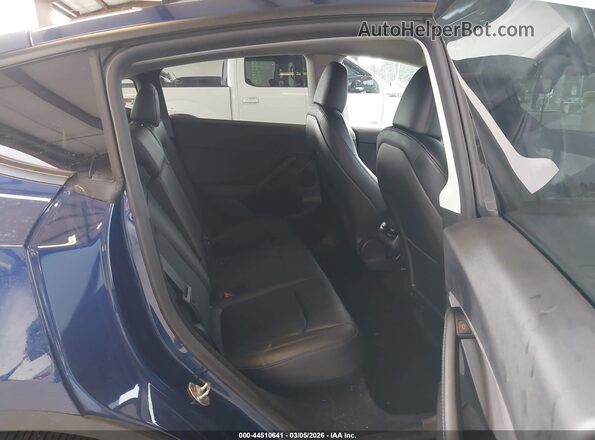 7SAYGDED2RF181069 2024 TESLA MODEL Y Dark Blue Vista de la etiqueta del VIN