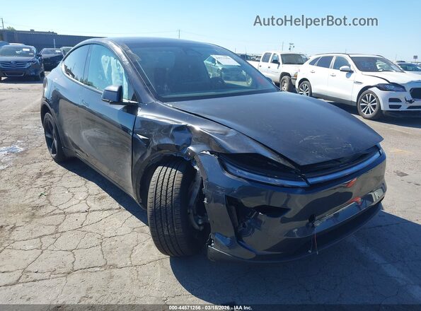 7SAYGDED5TF404728 2026 TESLA MODEL Y Gray Widok z przodu