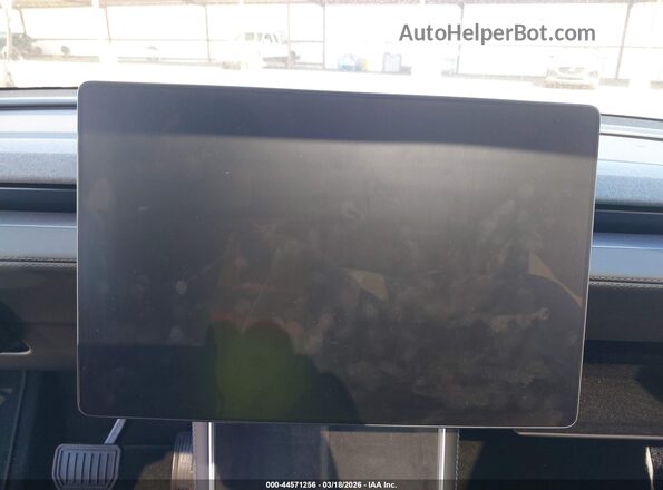 7SAYGDED5TF404728 2026 TESLA MODEL Y Gray 