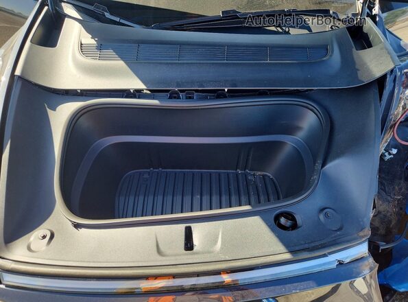 7SAYGDED5TF429600 2026 TESLA MODEL Gray Engine compartment view