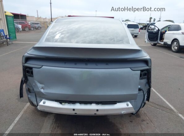 7SAYGDED6TF542004 2026 TESLA MODEL Y Gray Widok z przodu