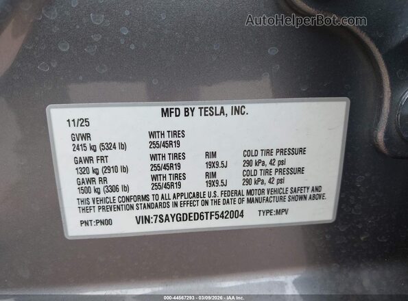 7SAYGDED6TF542004 2026 TESLA MODEL Y Gray Widok komory silnika