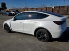 2026 Tesla Model Y Белый vin: 7SAYGDED7TF420641