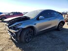 2025 Tesla Model Y Silver vin: 7SAYGDED8SF314150