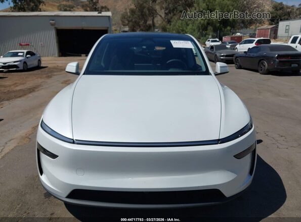 7SAYGDED9TF395256 2026 TESLA MODEL Y White Widok zestawu wskaźników