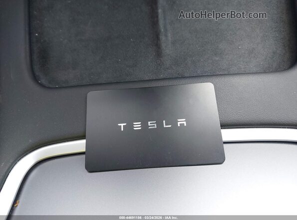 7SAYGDEDXRA322337 2024 TESLA MODEL Y Dark Blue Вид панелі приладів