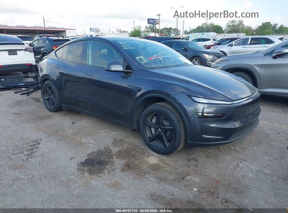 7SAYGDEDXTA492821 2026 TESLA MODEL Y Серый Передняя правая четверть