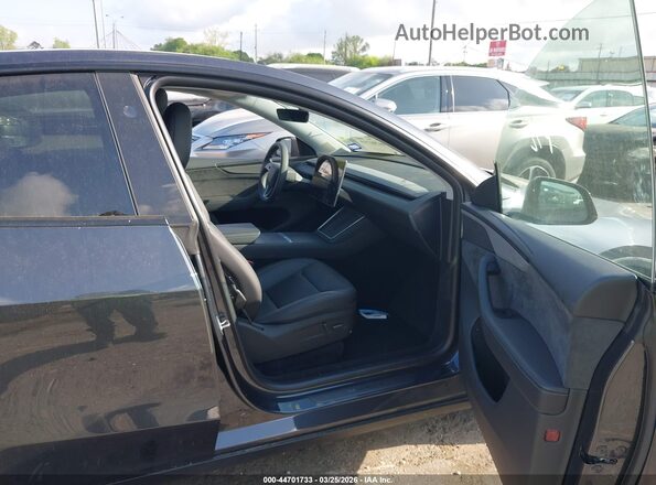 7SAYGDEDXTA492821 2026 TESLA MODEL Y Серый Вид салона спереди
