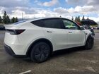 2026 Tesla Model Y Белый vin: 7SAYGDEDXTF452984