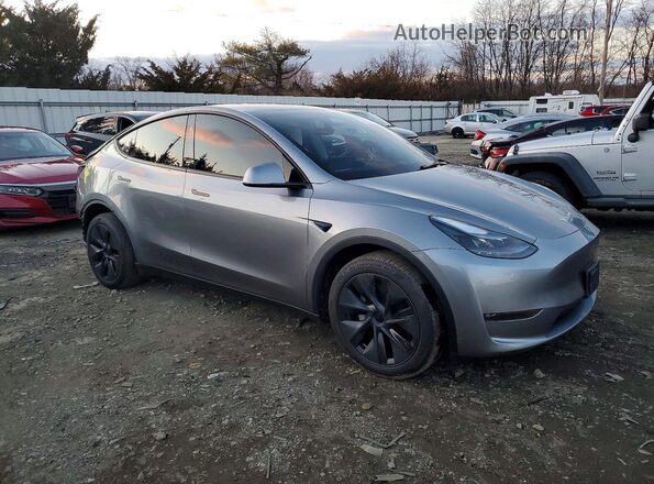 7SAYGDEE2SA361213 2025 TESLA MODEL Silver Delantero derecho