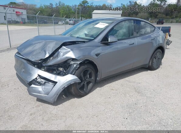 7SAYGDEE2TA386078 2026 TESLA MODEL Y Серый Передняя левая четверть
