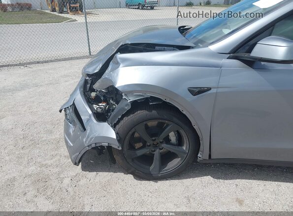 7SAYGDEE2TA386078 2026 TESLA MODEL Y Серый Вид спереди
