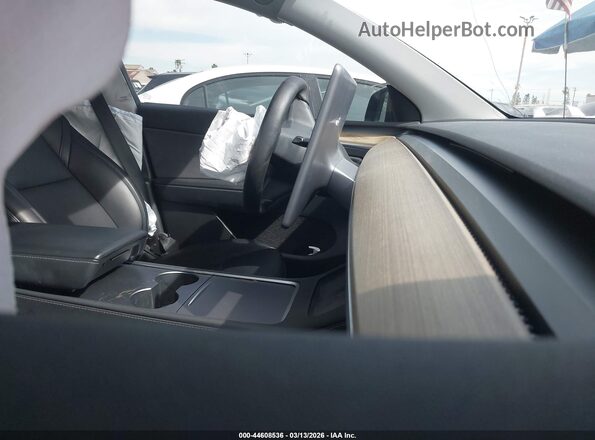 7SAYGDEE3PA035251 2023 TESLA MODEL Y Black Вид салону спереду