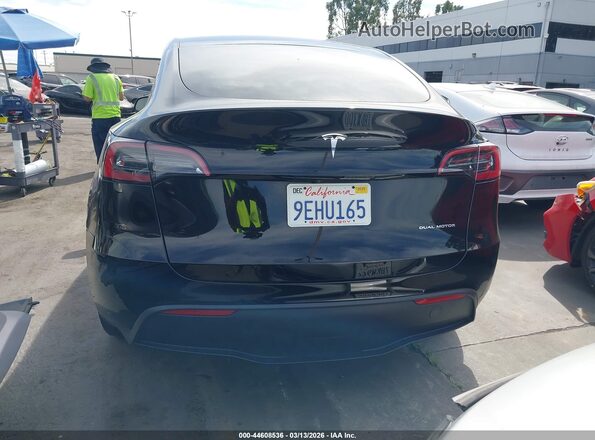 7SAYGDEE3PA035251 2023 TESLA MODEL Y Black 