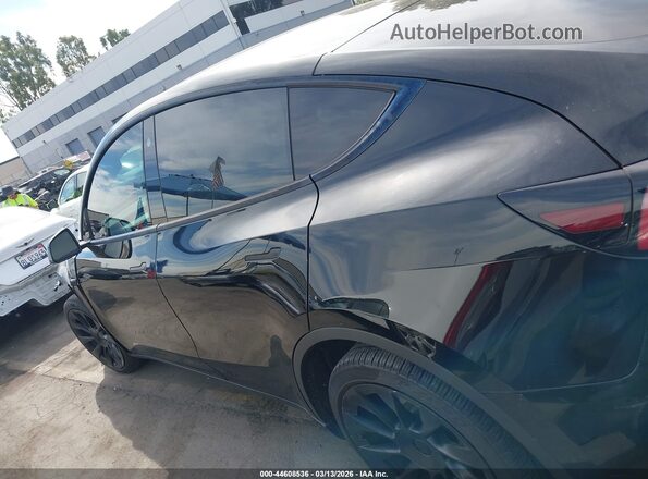 7SAYGDEE3PA035251 2023 TESLA MODEL Y Black 