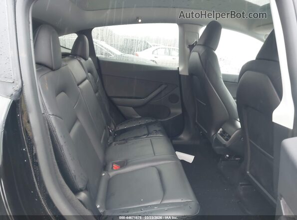 7SAYGDEE5NA007111 2022 TESLA MODEL Y Черный Вид наклейки с VIN-кодом
