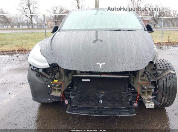 7SAYGDEE5NA007111 2022 TESLA MODEL Y Черный Вид спереди