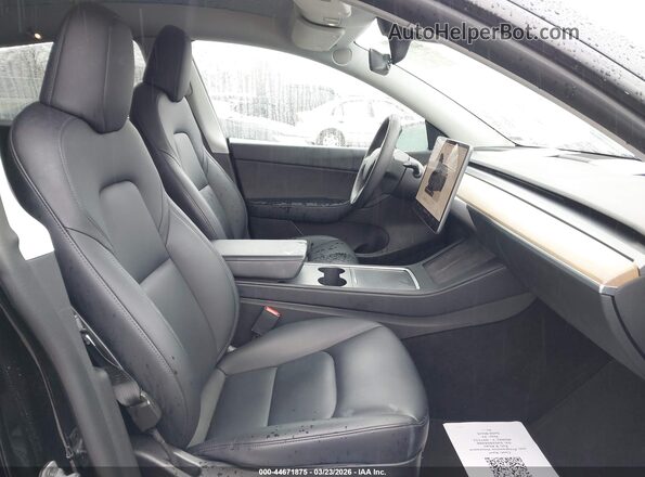 7SAYGDEE5NA007111 2022 TESLA MODEL Y Черный Вид салона спереди