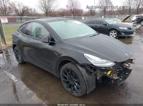 7SAYGDEE5NA007111 2022 TESLA MODEL Y Черный Передняя правая четверть