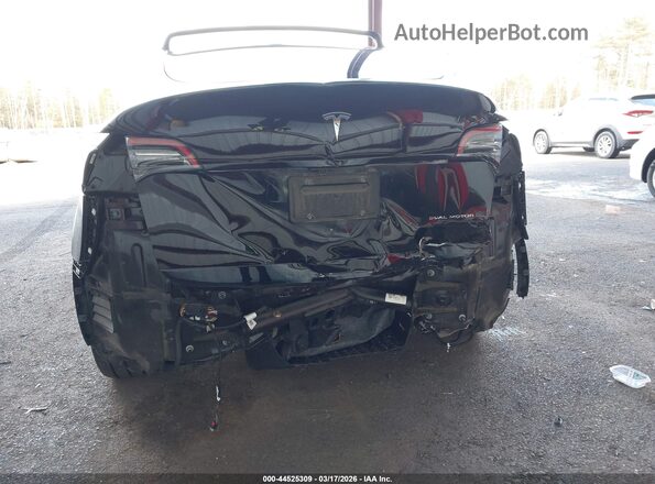 7SAYGDEE5NF393998 2022 TESLA MODEL Y Black Դիմացի տեսք