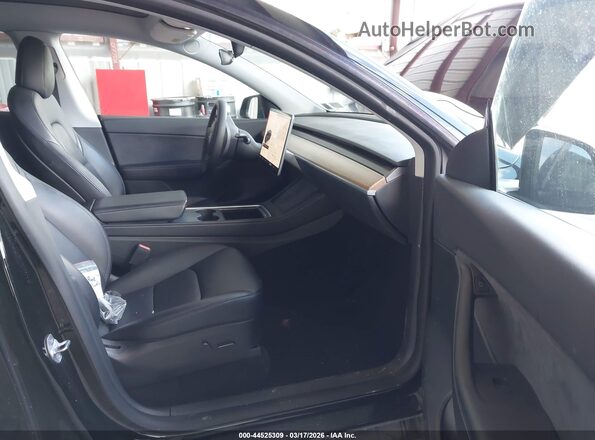 7SAYGDEE5NF393998 2022 TESLA MODEL Y Black Սալոնի դիմացի տեսք