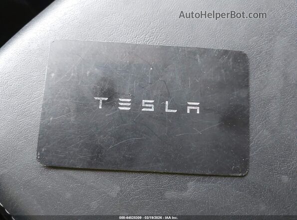 7SAYGDEE5NF393998 2022 TESLA MODEL Y Black Առջևի վահանակի տեսք