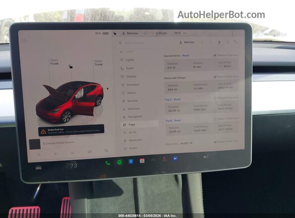 7SAYGDEE5PA145220 2023 TESLA MODEL Y White Vista de los asientos traseros
