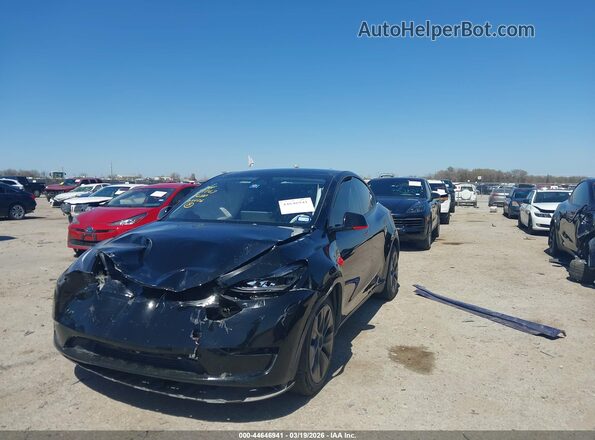 7SAYGDEE5SA345832 2025 TESLA MODEL Y Черный Передняя левая четверть