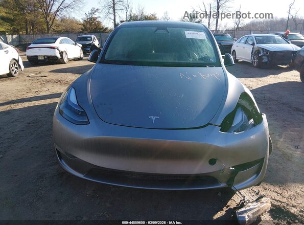 7SAYGDEE5SA364929 2025 TESLA MODEL Y Gray Widok zestawu wskaźników