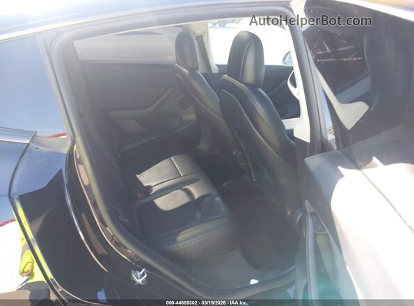 7SAYGDEE6NF376675 2022 TESLA MODEL Y Black VIN კოდის სტიკერის ხედი
