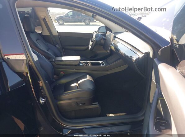 7SAYGDEE6NF376675 2022 TESLA MODEL Y Black წინა სალონის ხედი