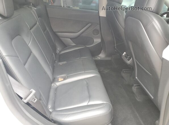 7SAYGDEE6NF385845 2022 TESLA MODEL Белый Вид задней части салона