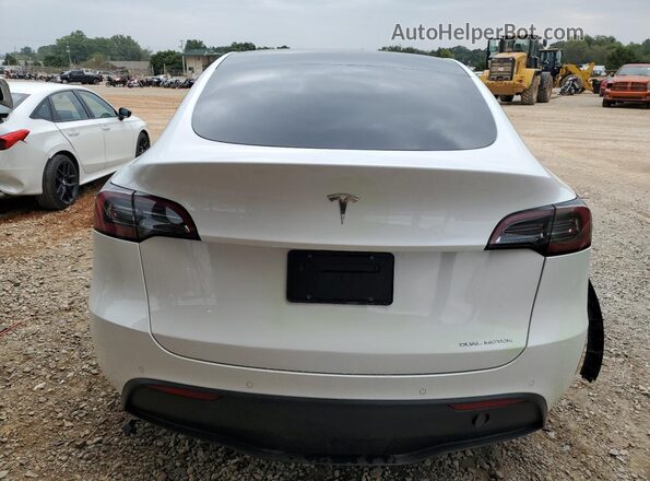 7SAYGDEE6NF385845 2022 TESLA MODEL Белый Вид сзади