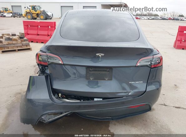7SAYGDEE6PA190098 2023 TESLA MODEL Y Gray 
