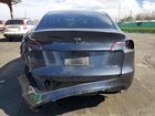 2025 Tesla Model Y Black vin: 7SAYGDEE6SA356161