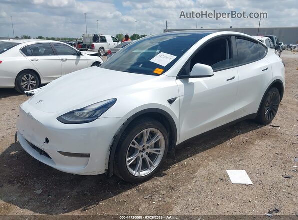7SAYGDEE7PA149883 2023 TESLA MODEL Y White Vista tres cuartos delantera izquierda