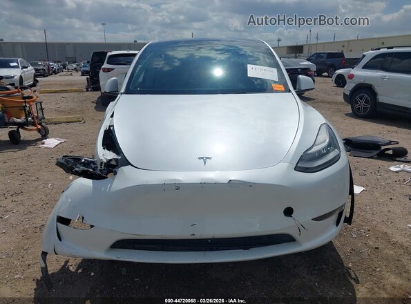 7SAYGDEE7PA149883 2023 TESLA MODEL Y White Vista del cuadro de instrumentos